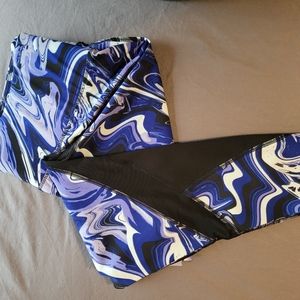 Lane Bryant livi active ankle length leggings